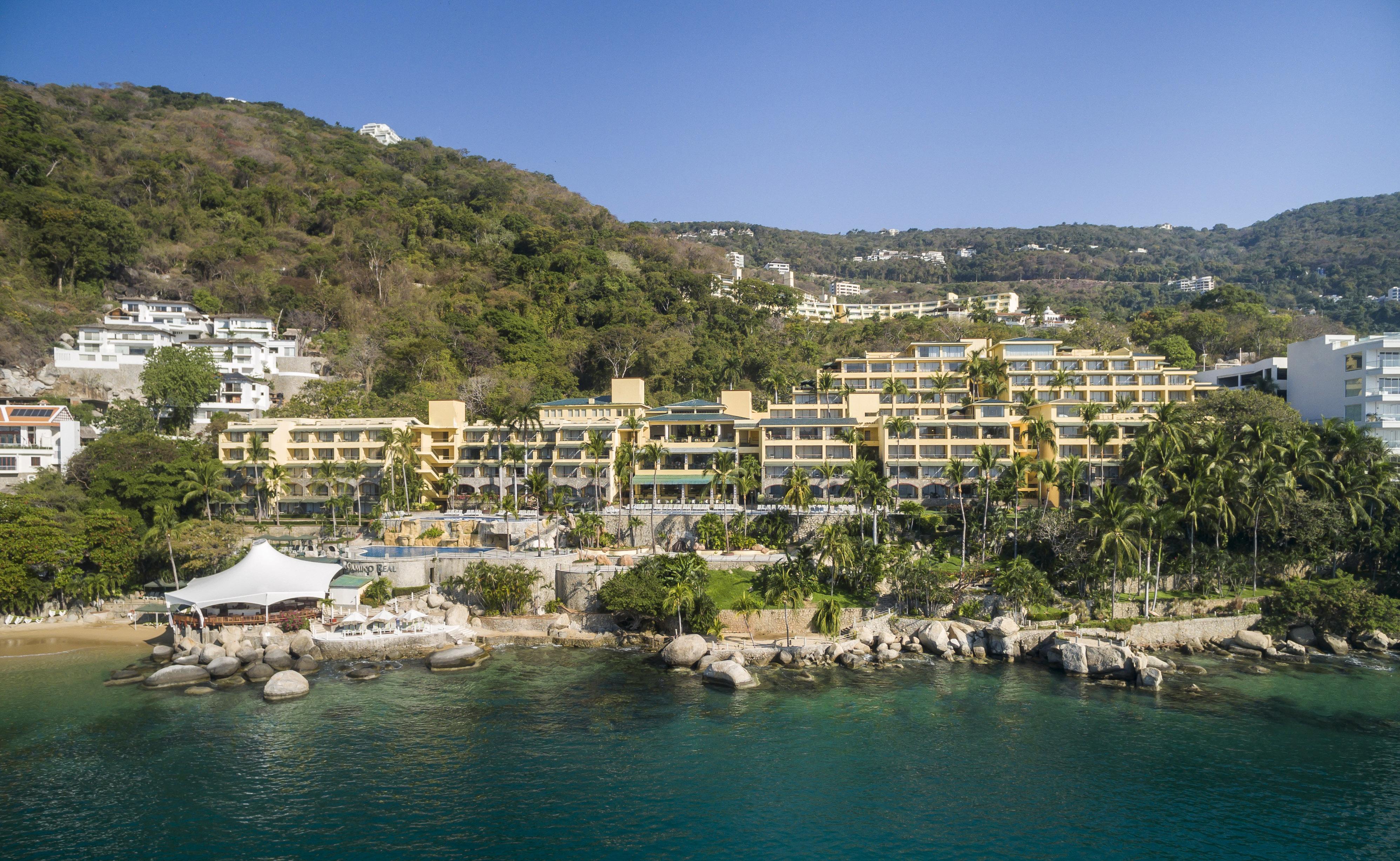 Camino Real Acapulco Diamante Hotel Buitenkant foto The Royal Paradise Hotel and Spa